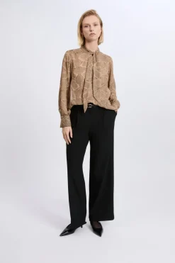 ETAM Camisas Y Blusas Estampadas|Camisas Fluidas|Blouse à nouer sur le devant imprimé serpent ECRU