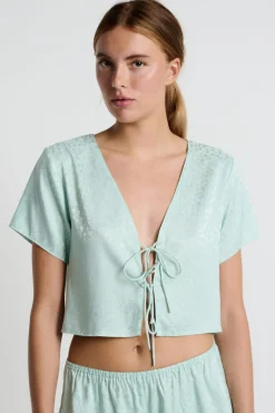 ETAM Partes De Arriba De Pijama|Blusa satinada de manga corta estampada con lazos CELADÓN