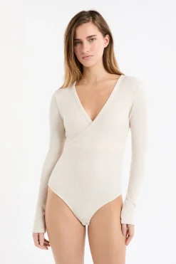 ETAM Homewear|Partes De Arriba De Pijama|Body de manga larga con cuello cruzado BEIGE