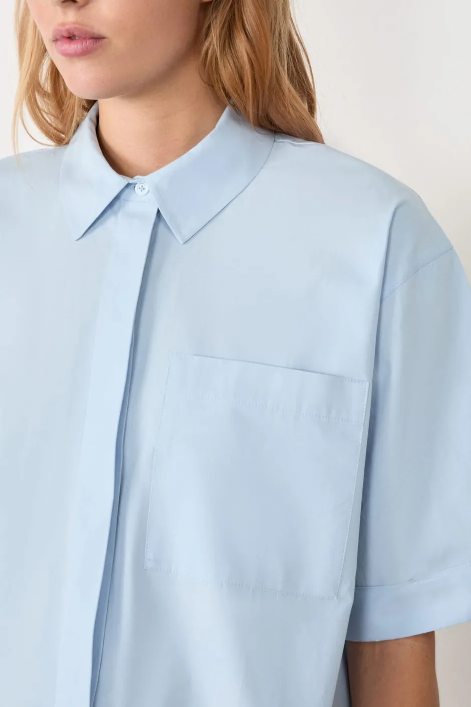 ETAM Camisas Fluidas|Camisas Chic|Camisa de manga corta de algodón AZUL CLARO