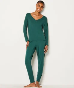 ETAM Partes De Arriba De Pijama|Los Pijamas Más Responsables|Camisa de pijama de manga larga abotonada de modal VERDE ABETO