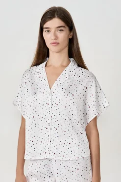 ETAM Partes De Arriba De Pijama|Los Pijamas Más Responsables|Camisa de pijama de satén con estampado de corazones MULTICOLOR