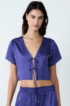 ETAM Partes De Arriba De Pijama|Los Pijamas Más Responsables|Camisa pijama satinada de manga corta estampada con lazos ESTAMPADO