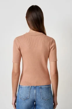 ETAM Manga Corta|Básicas|Camiseta acanalada de manga corta con cuello abotonado BEIGE