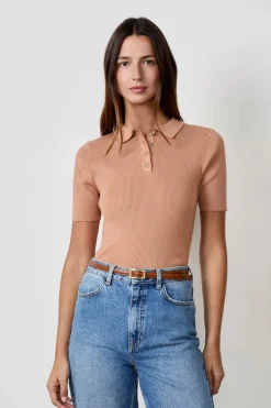 ETAM Manga Corta|Básicas|Camiseta acanalada de manga corta con cuello abotonado BEIGE