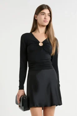 ETAM Cuello En V|Manga Larga|Camiseta de manga larga con anilla NEGRO