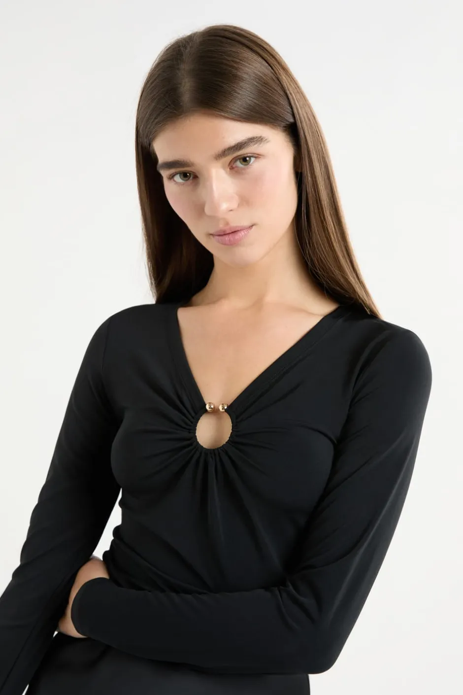 ETAM Cuello En V|Manga Larga|Camiseta de manga larga con anilla NEGRO