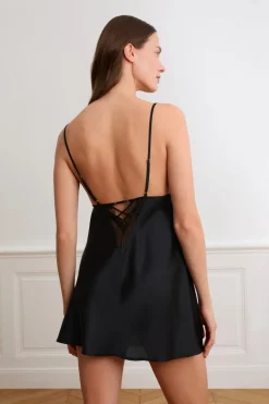 ETAM Los Pijamas Más Responsables|Pijamas Sexy|Camisón de satén con detalles de encaje NEGRO
