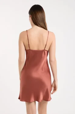 ETAM Pijamas De Seda|Camisones De Tirantes|Camisón de seda con detalles de encaje arena