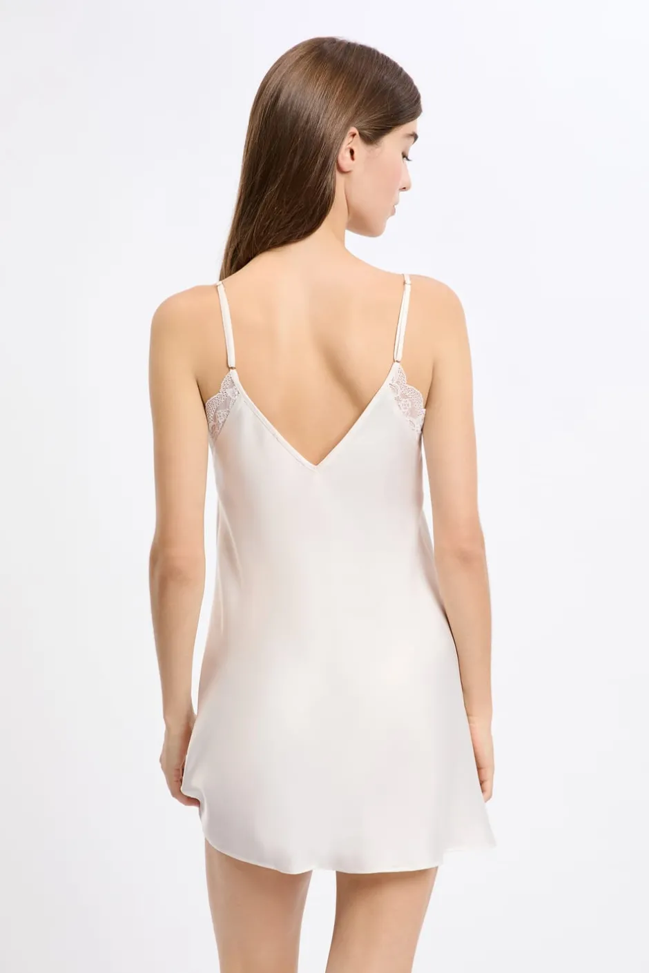 ETAM Pijamas Para Novias|Camisones De Tirantes|Camisón satinado con detalles de encaje CRUDO