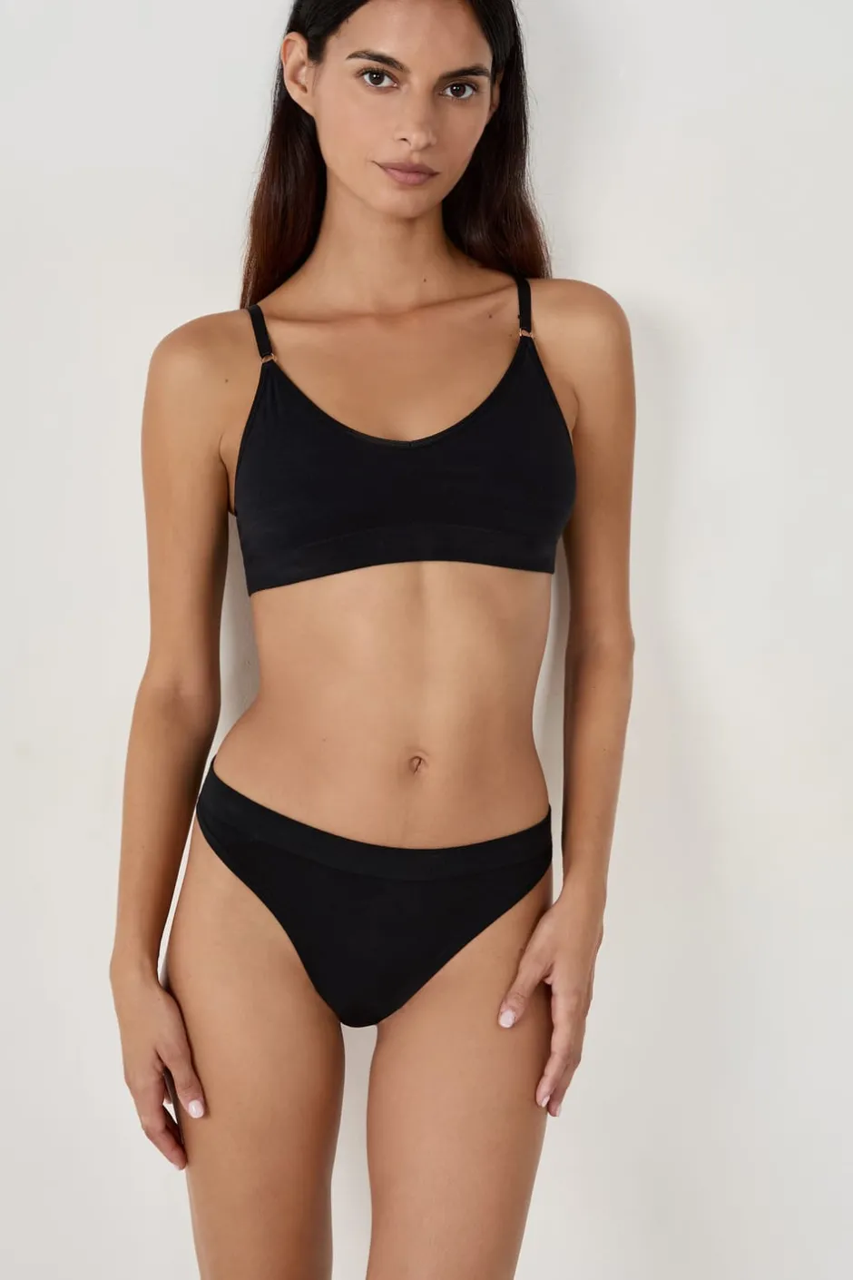 ETAM Tanga Brasileño|Cómodo tanga de algodón NEGRO