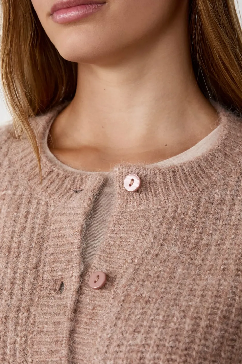 ETAM Chaquetas|Jersey tipo cárdigan con botones y mangas largas HENNE