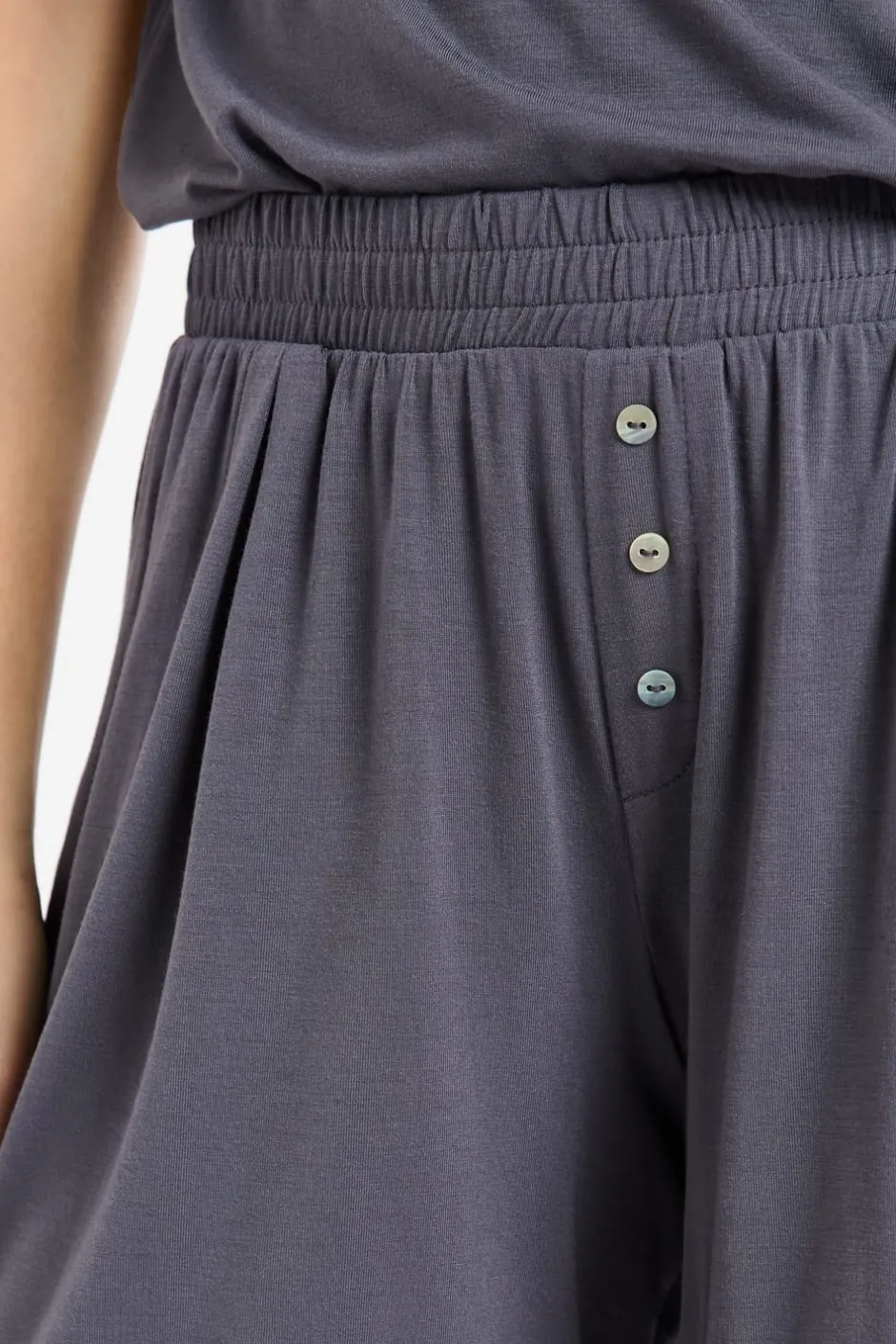 ETAM Pijamas Esenciales|Partes De Abajo De Pijama|Pantalón corto de pijama liso ANTRACITA