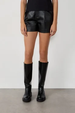 ETAM Shorts Lisos|Shorts|Pantalón corto efecto piel NEGRO