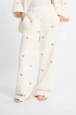 ETAM Pijamas Calentitos|Partes De Abajo De Pijama|Pantalón de pijama con estampado de corazones efecto polar CRUDO