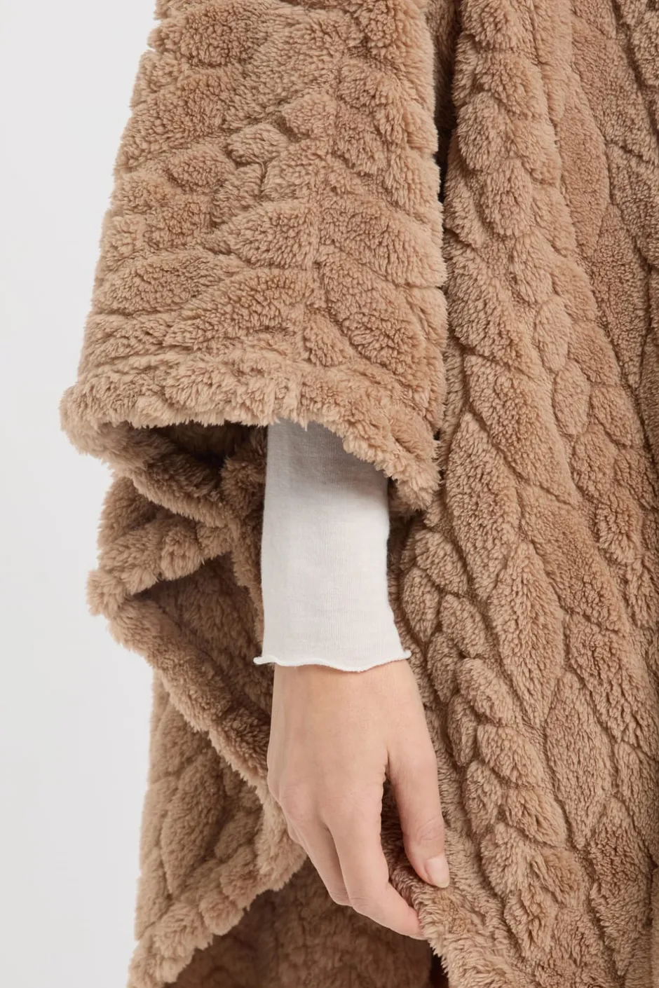 ETAM Pijamas Calentitos|Ponchos, Sudaderas Y Chaquetas|Poncho con mangas 3/4 ARENA
