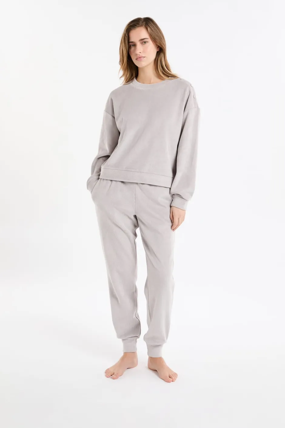ETAM Homewear|Los Pijamas Más Responsables|Sudadera de pijama con cuello redondo GRIS