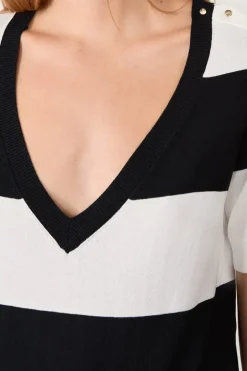 ETAM Rayas Marineras|Básicos|Suéter cuello en V manga corta ESTAMPADO