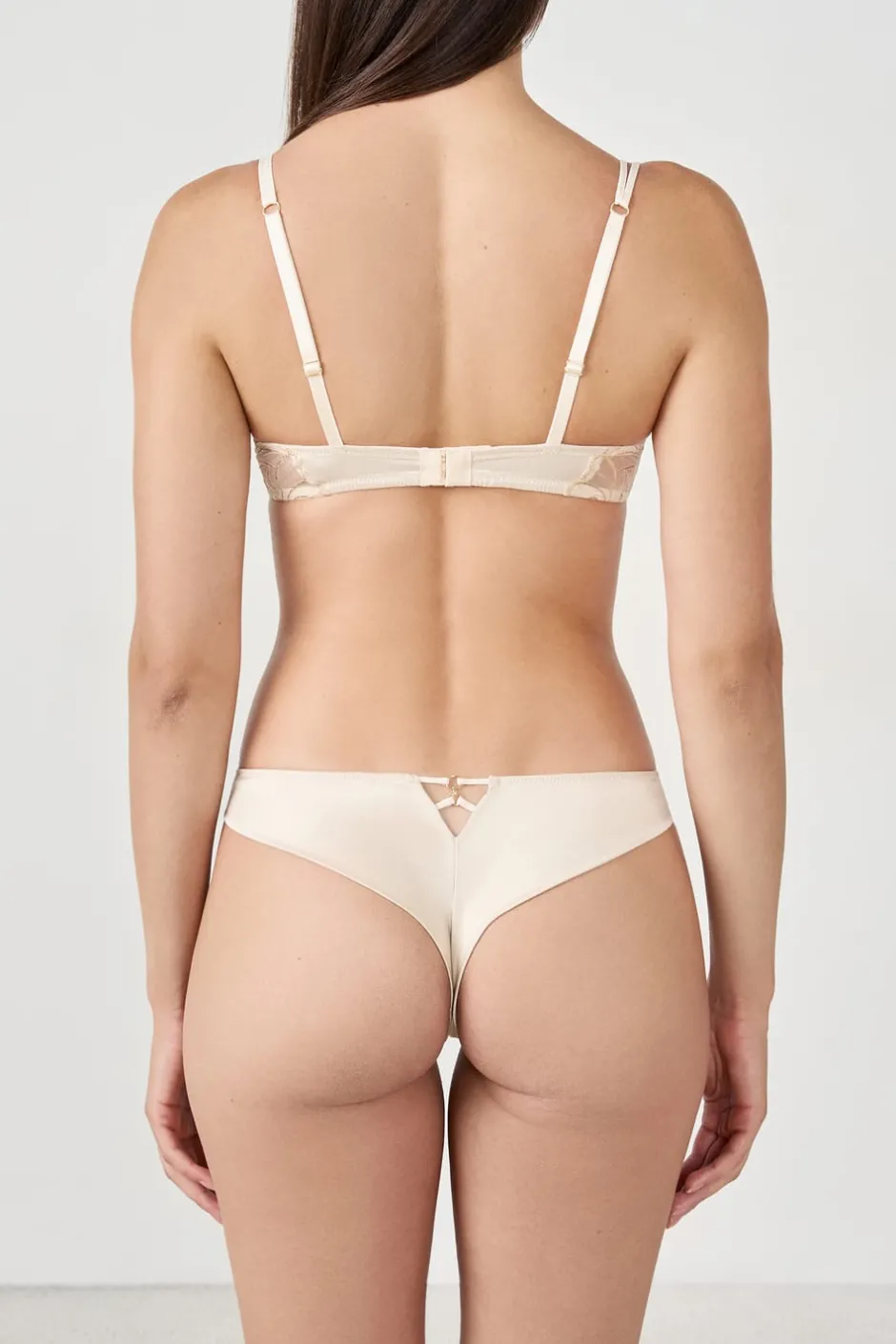 ETAM Tanga Brasileño|Tanga bordado ORO