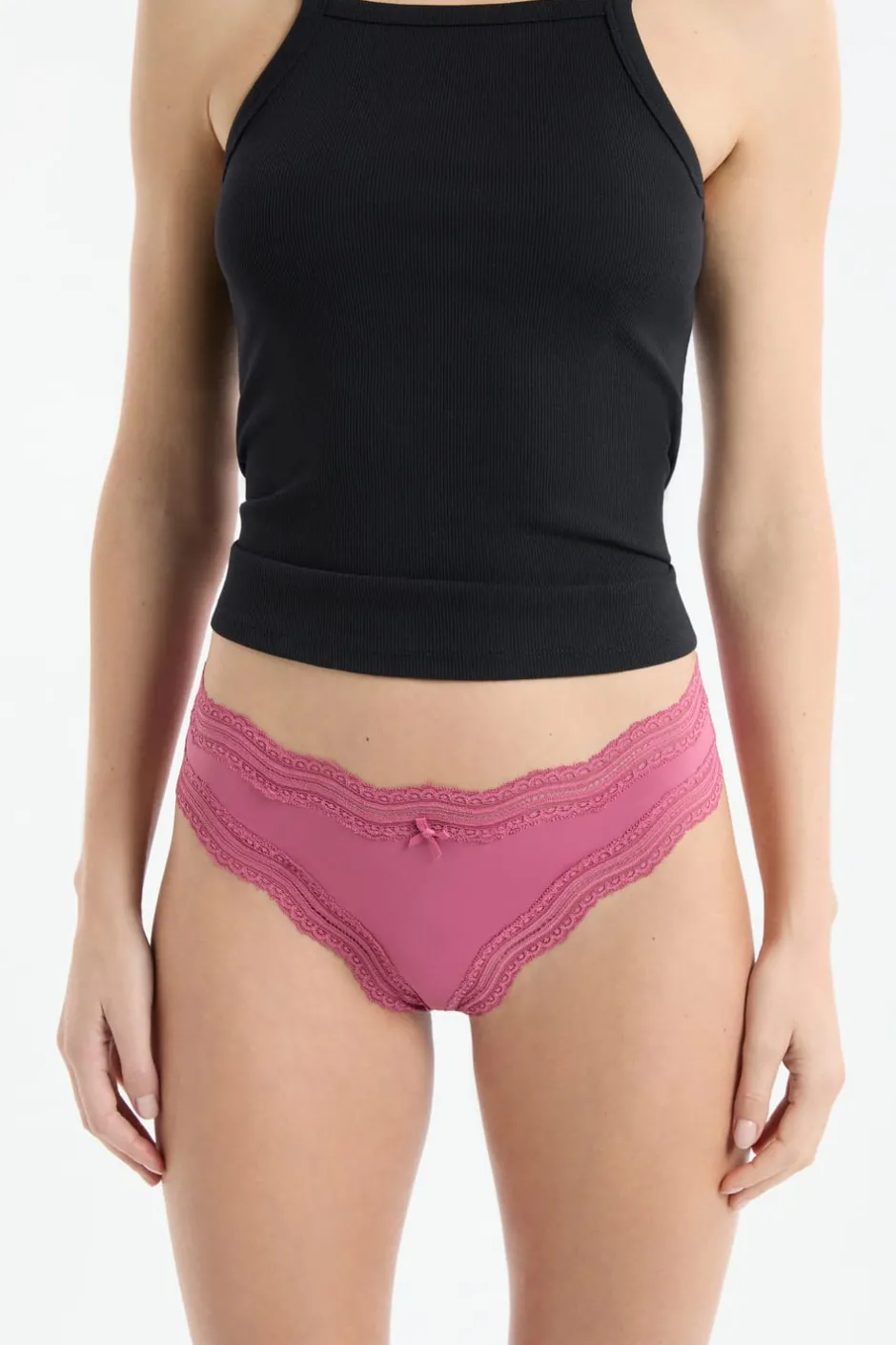 ETAM Tanga Brasileño|Braguitas Party|Tanga con bordes de encaje de microfibra ROSA CARAMELO