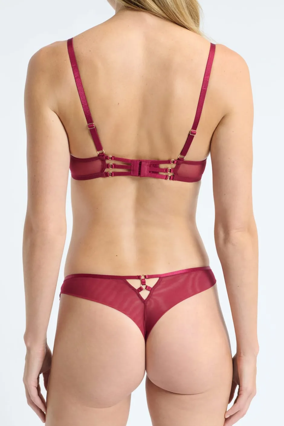 ETAM Tanga Brasileño|Novedades Braguitas|Tanga con detalles bordados BURDEOS GRANATE