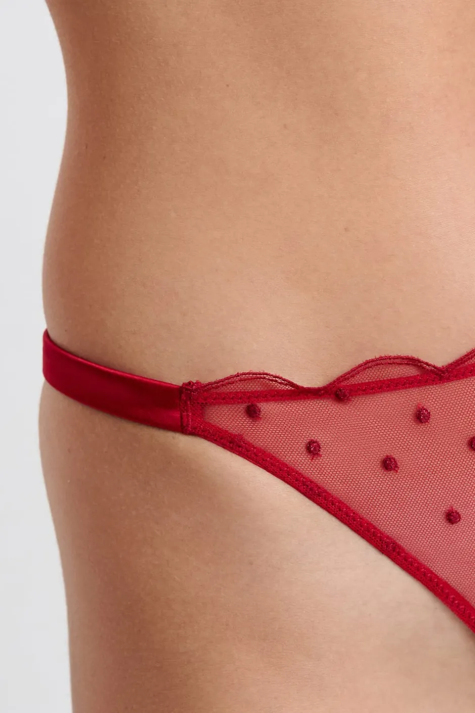 ETAM Tanga|Novedades Braguitas|Tanga con detalles bordados ROJO
