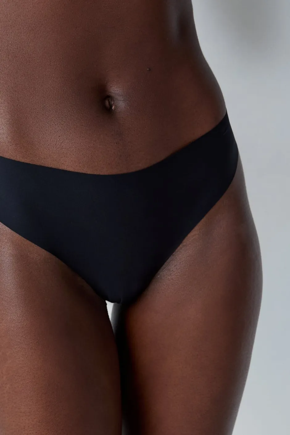 ETAM Braguitas Invisibles|Tanga|Tanga de microfibra NEGRO