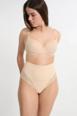 ETAM Braguitas Moldeadoras|Talle Alto|Tanga de talle alto moldeador con detalles de encaje - Sujeción media C.BEIGE