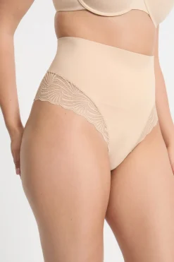 ETAM Braguitas Moldeadoras|Talle Alto|Tanga de talle alto moldeador con detalles de encaje - Sujeción media C.BEIGE