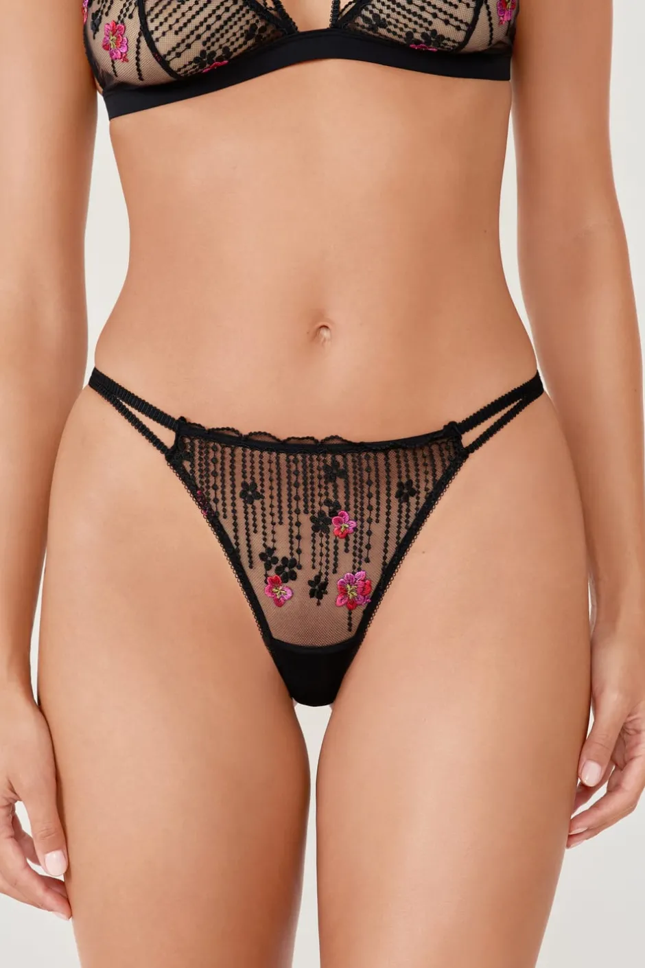 ETAM Tanga|Tanga de tul bordado NEGRO