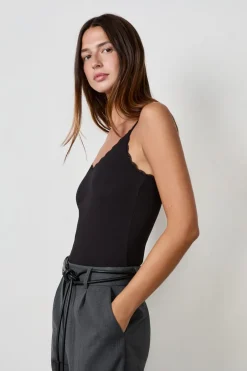 ETAM Cuello En V|Tops Sin Mangas|Top 100% algodón NEGRO