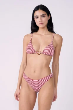ETAM Triángulos|Top bikini triangular detalle de anilla ROJO