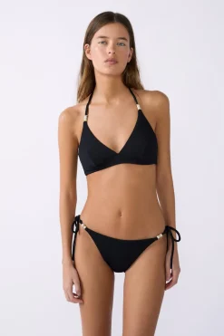 ETAM Triángulos|Top bikini triangular detalles perlas NEGRO