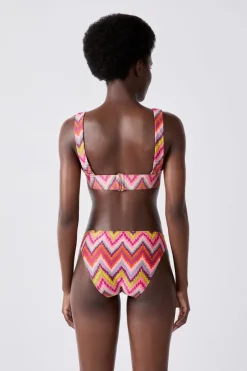 ETAM Triángulos|Top bikini triangular ESTAMPADO