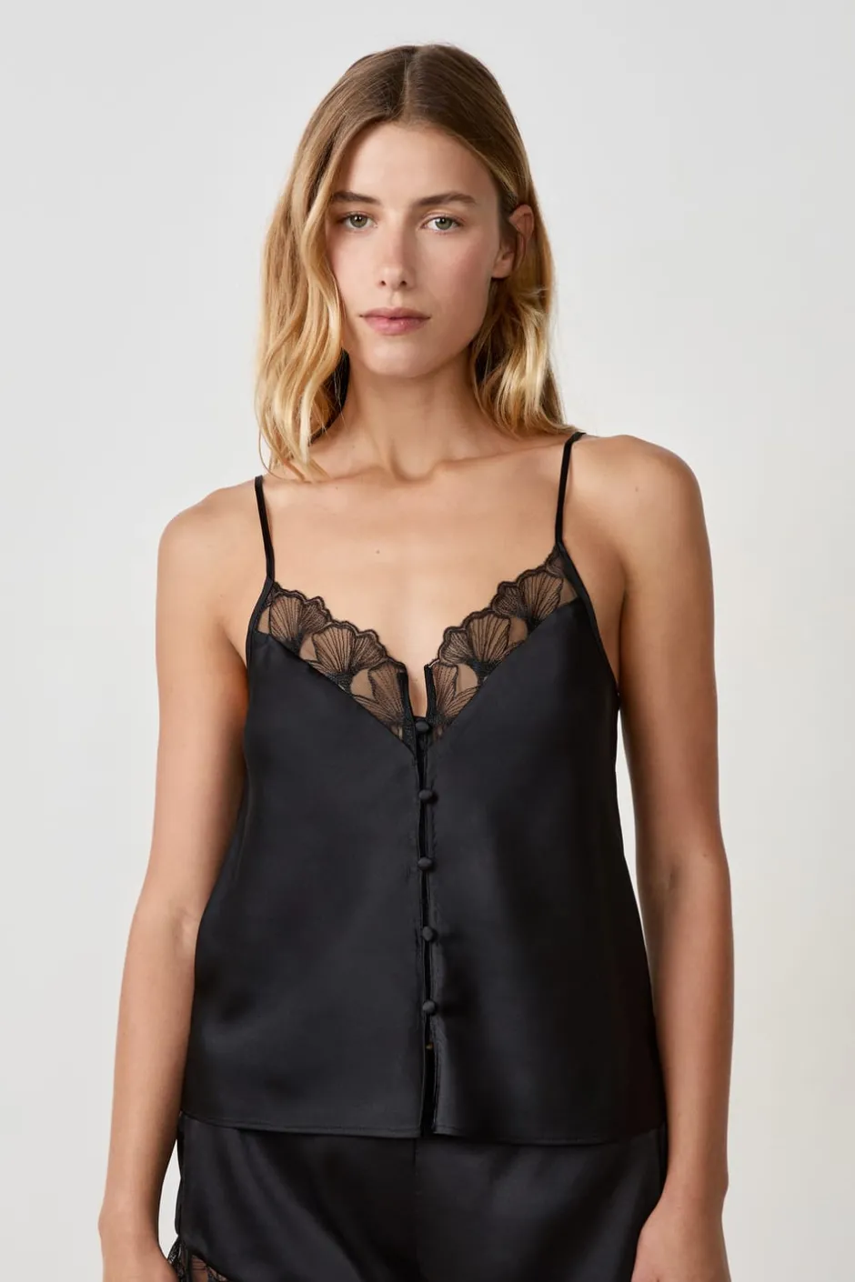 ETAM Pijamas Sexy|Partes De Arriba De Pijama|Top de satén con tirantes finos NEGRO