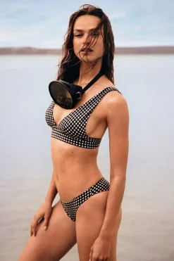 ETAM Triángulos|Top triangular con de cuadro vichy ESTAMPADO