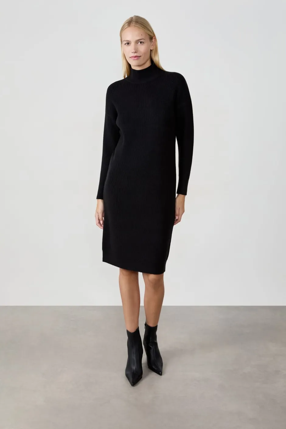 ETAM Vestidos Largos|Vestidos Lisos|Vestido de largo medio con cuello alto NEGRO